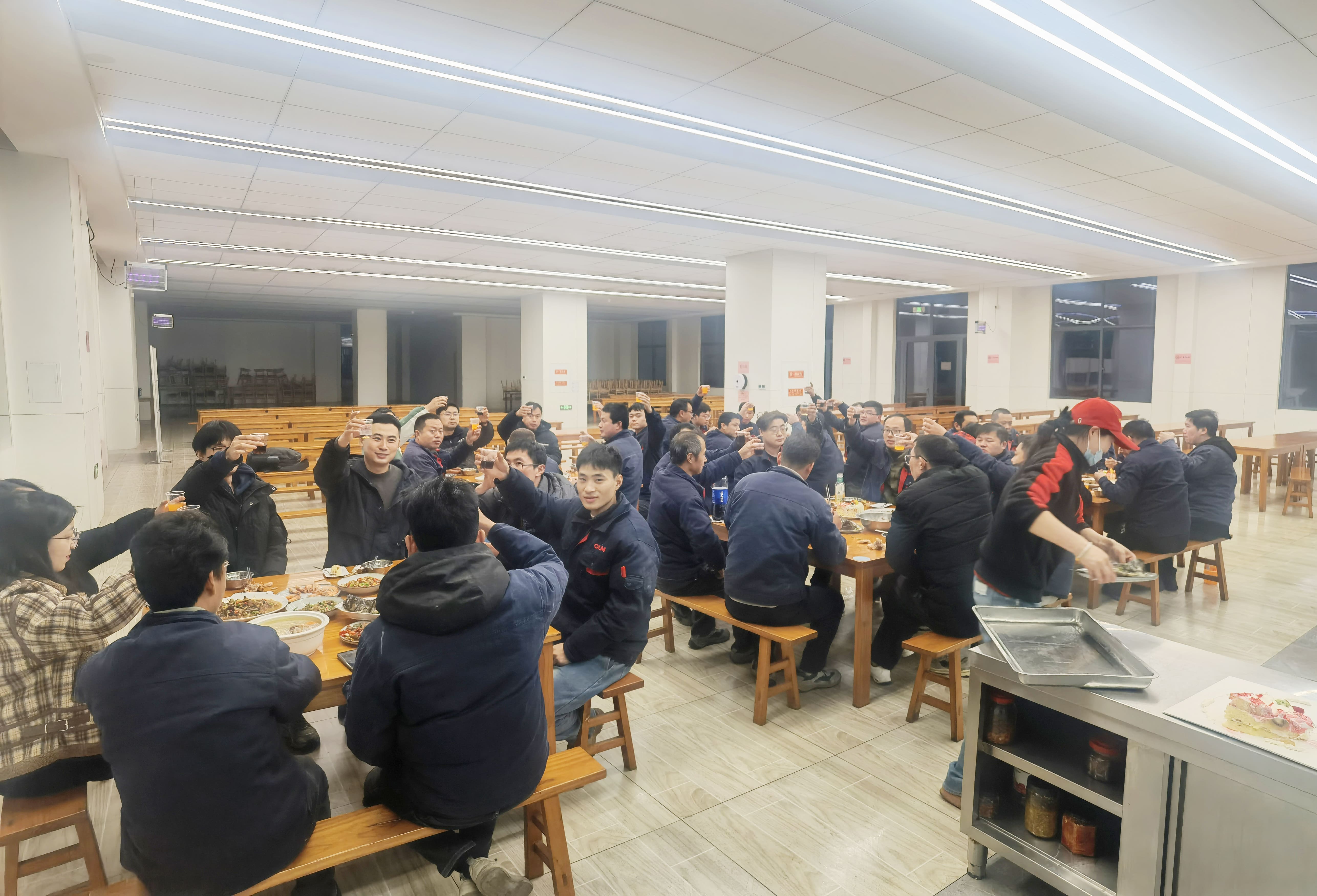 Uma emocionante celebração de aniversário na Kingstar
